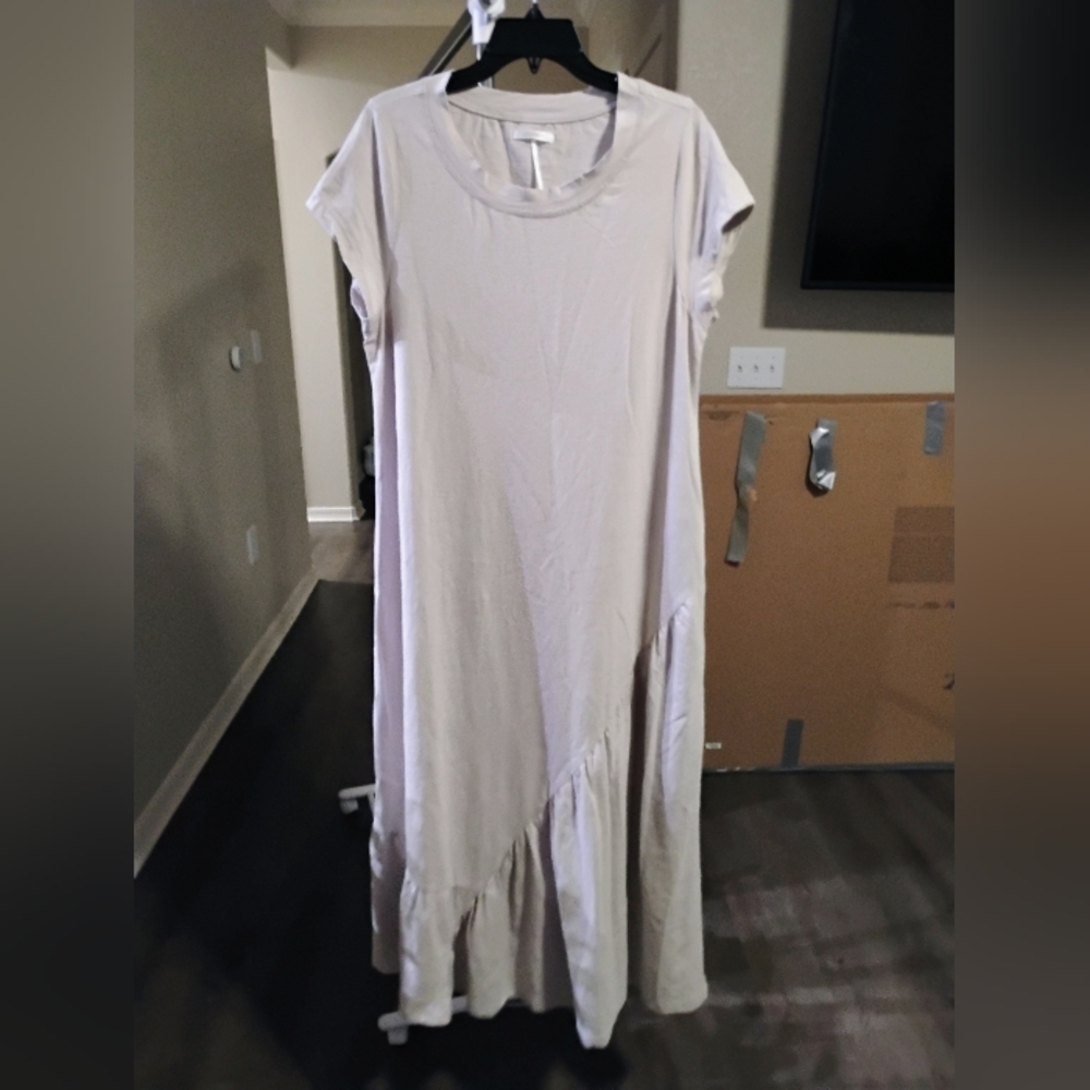 Chic Cream Maxi Dress